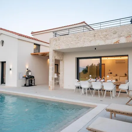 Vilă Ionian Trilogy Luxury