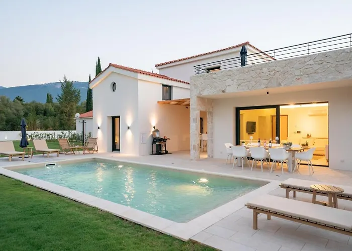 Ionian Trilogy Luxury Számi