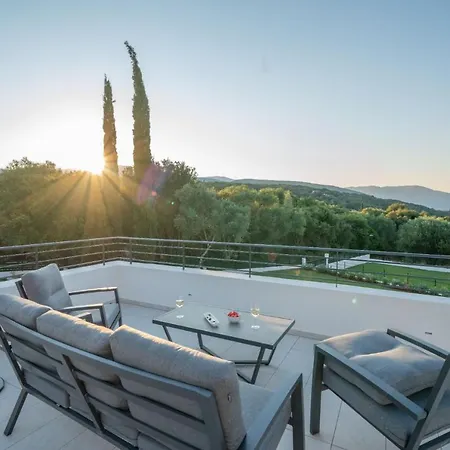 Ionian Trilogy Luxury Sami (Kefalonia)